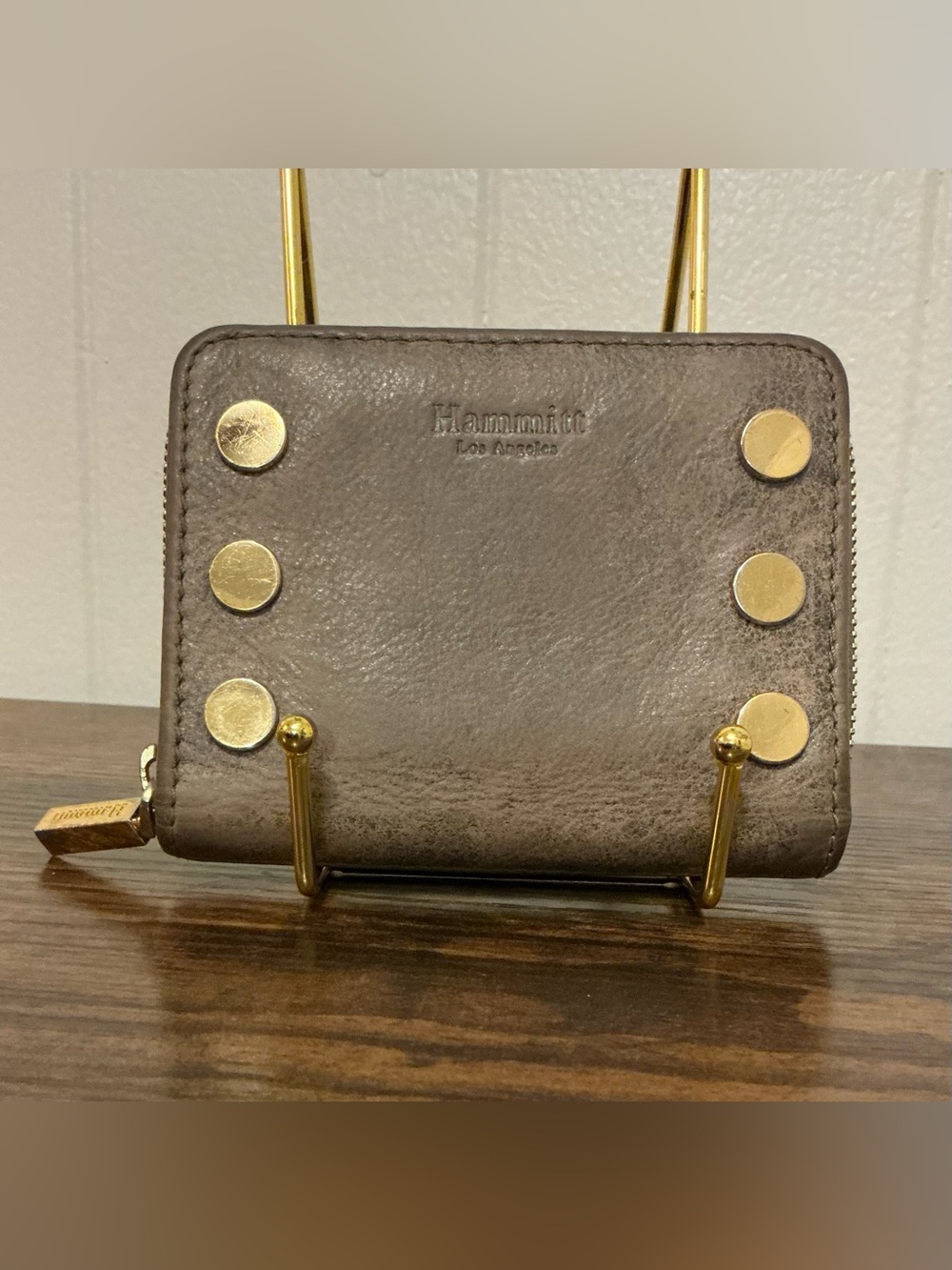 A Rare Discontinued vintage Hammitt Los Angeles Taupe Zip Around Leather Wallet